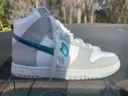 New Nike Dunk High FLS (W) Size 7 (DR7855-100)