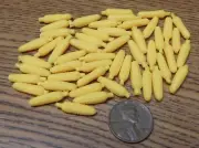 50) PIECES OF VINTAGE MARX CORN FOR FARM PLAYSETS DISPLAY