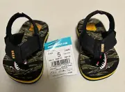 REEF LITTLE AHI, flip flop sandals, TIGER SHARK, SIZE 5, New