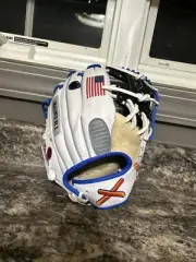 Absolutely Ridiculous Apollo 11 Infield Glove 11.75 RHT #46/169 BRAND NEW