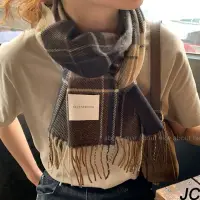 在飛比找momo購物網優惠-【JC Collection】韓國時尚保暖絨布經典格子流蘇圍