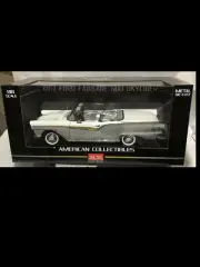1957 Ford Fairlane GRAY 1:18 SunStar 1339