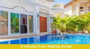 步行街假日六臥室別墅Walkingstreet Holiday Villa 6 Bedrooms