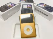 NEW Apple iPod Classic 7th Gen 512GB Gold/White SSD，Sealed Retail Box，Warranty