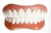Fake Teeth ,similar to Snap On SmiLes 2pairs