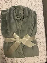 Bella Russo Weighted Plush Robe