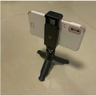 台灣現貨迷你多功能支架 手機直播架 微型投影機支架 小型桌面三腳架照相機攝影支架 折疊桌面三腳支架 運動相機支架 小巧
