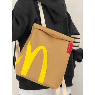 網紅麥當勞書包2023新款紙袋背包女雙肩包大容量包包大學生上課包