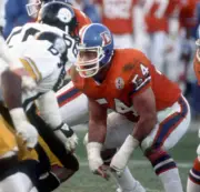 Offensive lineman Keith Bishop Denver Broncos looks on from the li- Old Photo