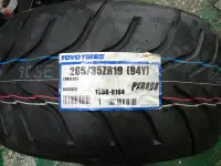 在飛比找Yahoo!奇摩拍賣優惠-{順加輪胎}TOYO R888 265/35/19 T1R 