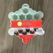 Silicone Snowflake Candy Mold 12 cav. bite size discontinued by Wilton 2105-4420