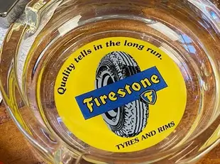 I LOVE樂多)日本進口 美國經典輪胎品牌 Firestone 舊廣告 玻璃 菸灰缸 個性商品送人自用兩相宜