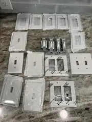 Electrical Supplies Wall Plates and Switches 2 3Way Switches 2- Single Pull NEW