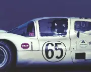 Vintage 8 X 10 1966 Daytona 24 Hours Chaparral 2D Jo Bonnier Auto Racing Photo