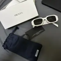 在飛比找蝦皮購物優惠-🔥售出 二手Prada Symbole Logo白色墨鏡