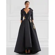 Black A-Line Evening Gown Vintage Embroidered Elegant Dress Tuxedo Dress Formal Floor Length Long Sleeve V Neck Pocket Satin with Beading Appliques 2025