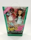 2012 MGA BRATZ Holiday Glow Yasmin Doll Light Up Tiara & Skirt NEW Christmas Toy