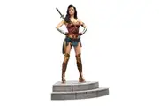 Justice League 2017 Wonder Woman Statue