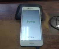 在飛比找露天拍賣優惠-(J76)零件機~HTC Desire D728x 手機~卡