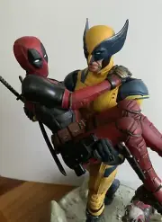 Deadpool & Wolverine Deluxe 1:10 Scale Statue by Iron Studios