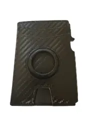 Man’s wallet (hard Shell)