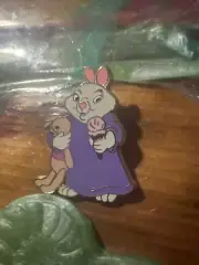 Tagalong Robin Hood Traders Delight Disney Studio Store DSSH DSF LE400 Pin