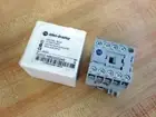 Allen Bradley 700DC-MB220Z24S Control Relay 700DCMB220Z24S Chipped Corner