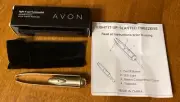 New In Box 2006 Avon Light Up Slanted Tweezers (Read)
