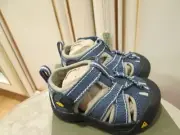 new KEEN boys water sandals VENICE H2 MIDNIGHT NAVY Sz 4,