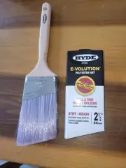 47326 2 1/2" INCH E-Volution SRT Polyester Stiff Blend Oval Paint Brush
