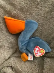 Ty Beanie Babies Scoop the Pelican July 1st 1996 ear tag & cover also tush tag