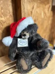 Kimberlys ORIGINALS Teddy Bear "Mini Mr. Santa"