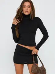 Winter Wishes Turtle Neck Set Black