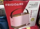 Frigidaire, Portable Insulated 6-Can Mini Personal Fridge Cooler, Pink NEW