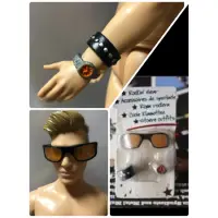 在飛比找蝦皮購物優惠-正版 肯尼 手錶 眼鏡 手環 三件組 男 芭比