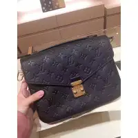 在飛比找Yahoo!奇摩拍賣優惠-LV POCHETTE METIS M44071 郵差包 E