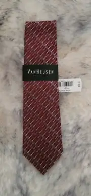 NWT VTG RARE VAN HEUSEN MEN'S TIE MULTICOLOR 100% SILK $32.50