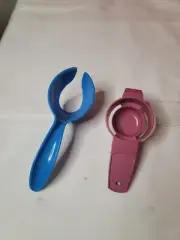 Vintage Tupperware Egg Scoop / Lifter Blue # 1334-3 + Egg Separator #779-1
