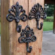 1X Retro European Style Cast Iron Wall Hook Black Coat Key Hook Home Decor Hook