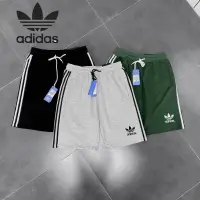 在飛比找蝦皮購物優惠-Adidas 愛迪達 男女經典三條紋短褲 女生刺綉logo五