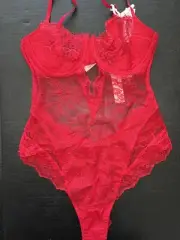 Victoria's Secret M 34C 36B Teddy BODYSUIT One-piece LIPSTICK RED Lace WICKED