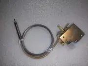 United Electric Controls E55S-15914 Temperature Switch. New