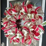 Old Fashioned Country Farmhouse Christmas Tree Deco Mesh Front Door Wreath Decor