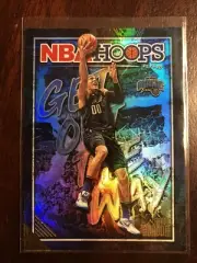 2019-20 Panini NBA Hoops Get Out The Way Rainbow Foil 2 Aaron Gordon