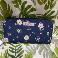 在飛比找Yahoo!奇摩拍賣優惠-《免運》英國 Cath Kidston  長夾