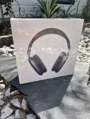 Apple AirPods Max Wireless Over-Ear Headset