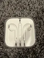 NEW Genuine APPLE Original 3.5mm Jack iPhone Wired Earpods Earbuds