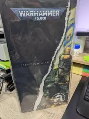 WARHAMMER 40K KICKSTARTER EXCLUSIVE Cadian Officer 1/6 Scale Figure