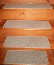 8 = Step 9'' x 30'' carpet Wool Blend Woven Stair Treads .