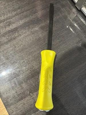 *New* Snap On Tools 10" Straight Blade Striking Prybar Yellow Hi Viz MPBS10A